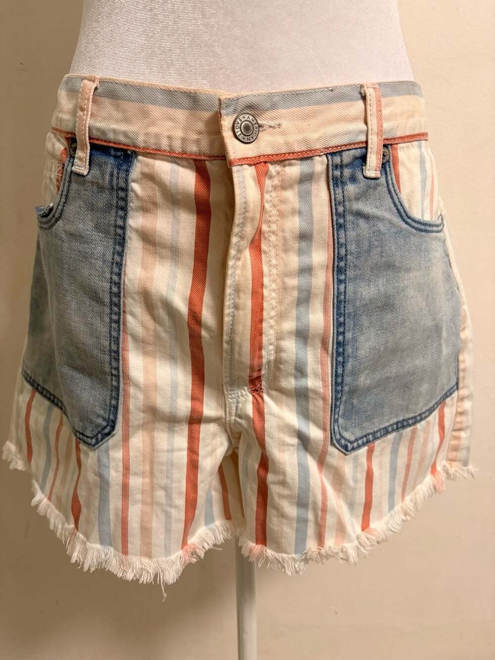 American Eagle Mom Shorts Striped Red white Blue Coastal Vacation Patriotic 14
